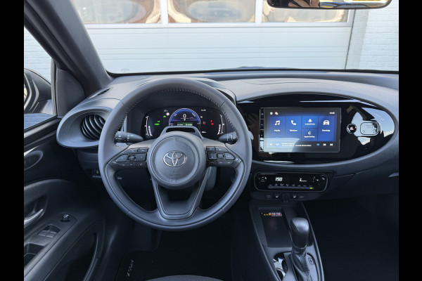 Toyota Aygo X Hybrid 115 pulse | CarPlay | ACC | Camera | LED | DAB+