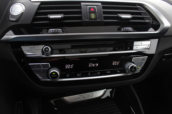 BMW X4 xDrive20i High Exe. M Sport / Panoramadak / 360Camera / Leder / 20'' / Harman Kardon / Navigatie / Dodehoek / DAB / Stoelverwarming / ACC