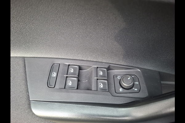Volkswagen Taigo 1.0 TSI Life Business * AUTOMAAT * Apple Carplay * 37.000KM!