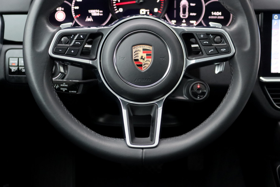 Porsche Cayenne Coupé 3.0 Aut8 | Luchtvering | Panoramadak | BOSE | Trekhaak | Leder | Memory | Stoelverwarming V+A | PDLS | Sport-Chrono-pakket | Soft-Close | Verwarmd Stuurwiel |