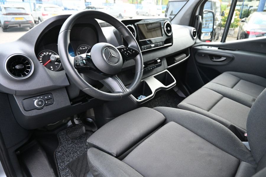 Mercedes-Benz Sprinter 317 CDI L2H2 Pro LED, Geveerde stoel, Navigatie met camera