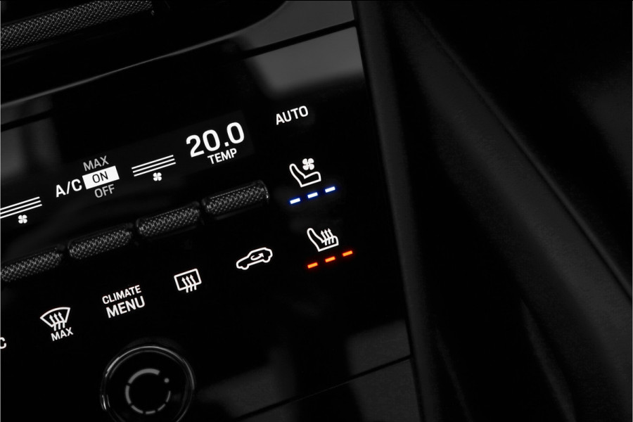 Porsche Cayenne Coupé 3.0 E-Hybrid Sport Design Pano ACC Stoelventilatie 18-wegs Bose 22"