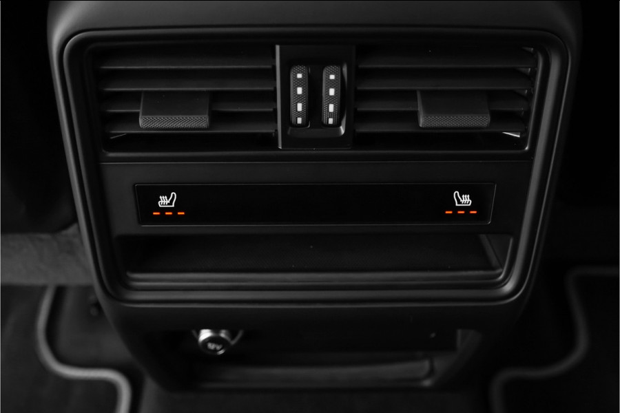 Porsche Cayenne Coupé 3.0 E-Hybrid Sport Design Pano ACC Stoelventilatie 18-wegs Bose 22"