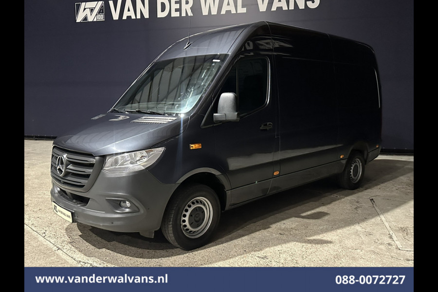 Mercedes-Benz Sprinter 317 CDI 170pk L2H2 Euro6 Airco | 360 graden Camera | Apple Carplay | Cruisecontrol | Stoelverwarming Android Auto, Chauffeursstoel, Parkeersensoren, Bijrijdersbank