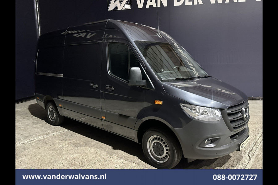 Mercedes-Benz Sprinter 317 CDI 170pk L2H2 Euro6 Airco | 360 graden Camera | Apple Carplay | Cruisecontrol | Stoelverwarming Android Auto, Chauffeursstoel, Parkeersensoren, Bijrijdersbank