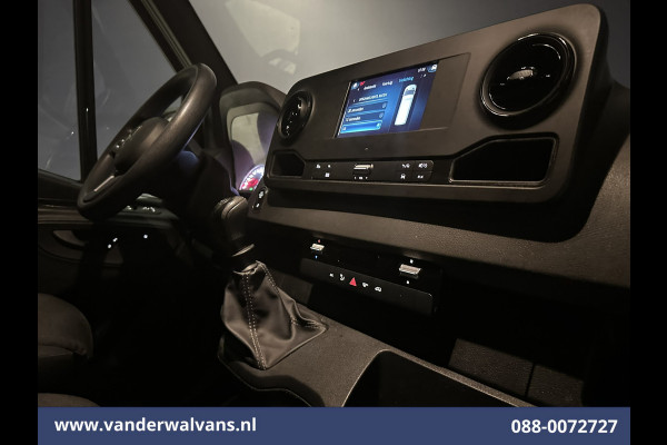 Mercedes-Benz Sprinter 317 CDI 170pk L2H2 Euro6 Airco | 360 graden Camera | Apple Carplay | Cruisecontrol | Stoelverwarming Android Auto, Chauffeursstoel, Parkeersensoren, Bijrijdersbank