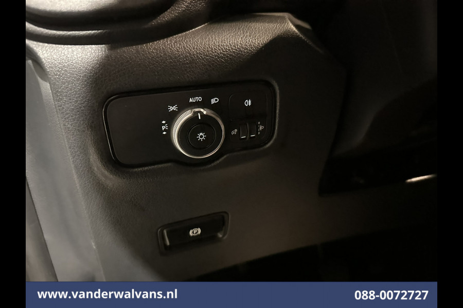 Mercedes-Benz Vito 114 CDI 136pk L2H1 Euro6 Airco | Camera | Cruisecontrol | Parkeersensoren Bijrijdersbank, Achterklep
