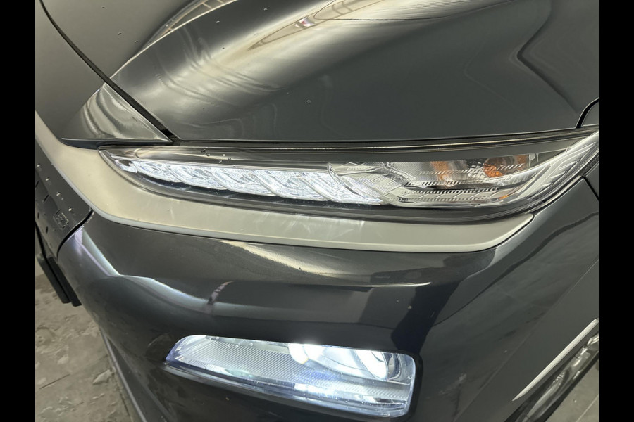 Hyundai Kona EV Premium 64 kWh | Slechts 33.500 KM| SOH 95,3 % | Volledig Dealeronderhouden |