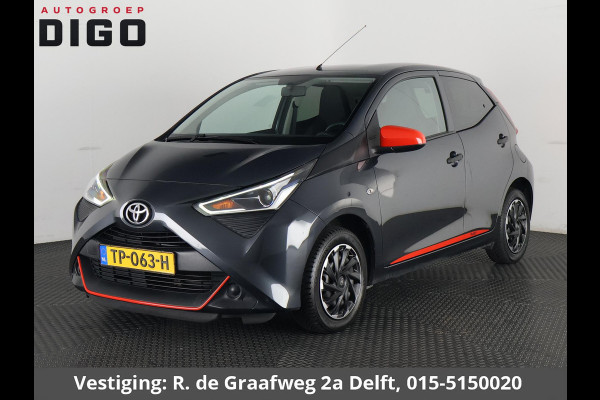 Toyota Aygo 1.0 VVT-i X-Fun Sport + Coral Red Pack | Airco | Privacy Glass | Elektrische ramen |