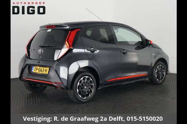 Toyota Aygo 1.0 VVT-i X-Fun Sport + Coral Red Pack | Airco | Privacy Glass | Elektrische ramen |