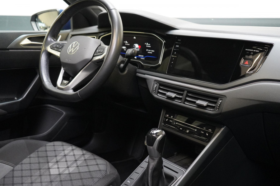 Volkswagen Polo 1.0 TSI R-Line Business | Panoramadak | Navigatie | Stoelverwarming | Lm velgen | Keyless