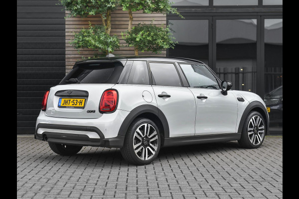 MINI 5-deurs 1.5 Cooper Business Edition Leer Camera Led Navi Cruise