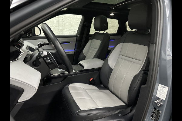 Land Rover Range Rover Evoque 1.5 P300e AWD R-Dynamic | Panorama | Leder | Meridian-Sound | Black-Optic | Sfeerverlichting | Stoelverwarming | Stuurverwarming | Camera | Elek. Achterklep | Voorruit Verwarming | Elektrische Stoelen | Lane Assist |
