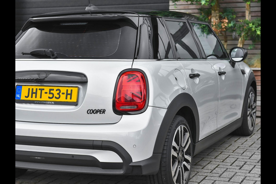 MINI 5-deurs 1.5 Cooper Business Edition Leer Camera Led Navi Cruise