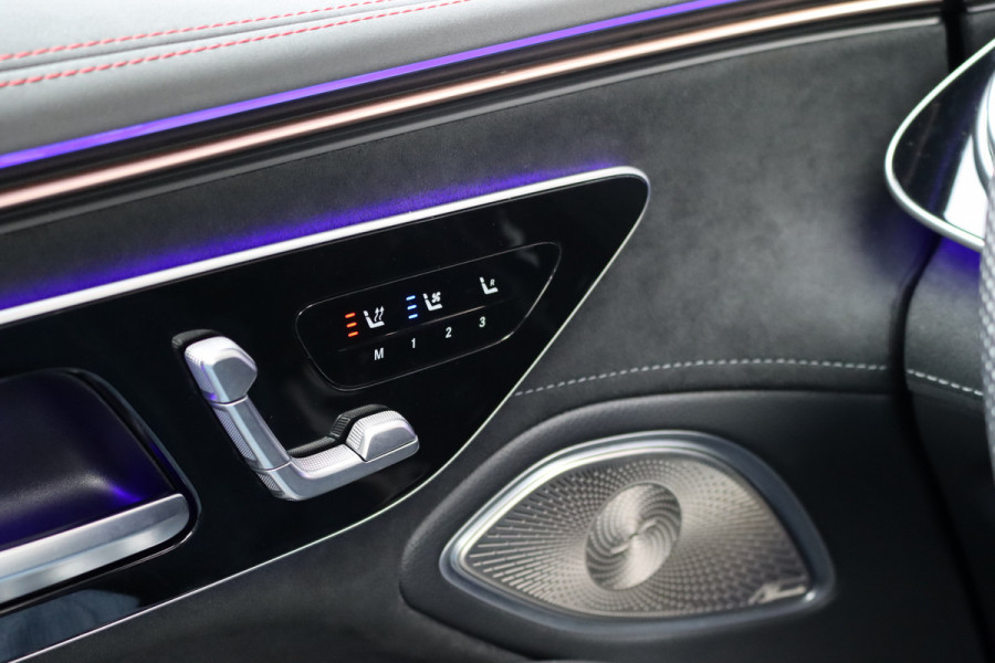 Mercedes-Benz EQS 580 4MATIC AMG Line 108 kWh | Luchtvering | Hyperscreen | Achterasbesturing | Distronic+ | Stoelventilatie | Massage | HUD | Verwarmd Stuurwiel | Digital Light |