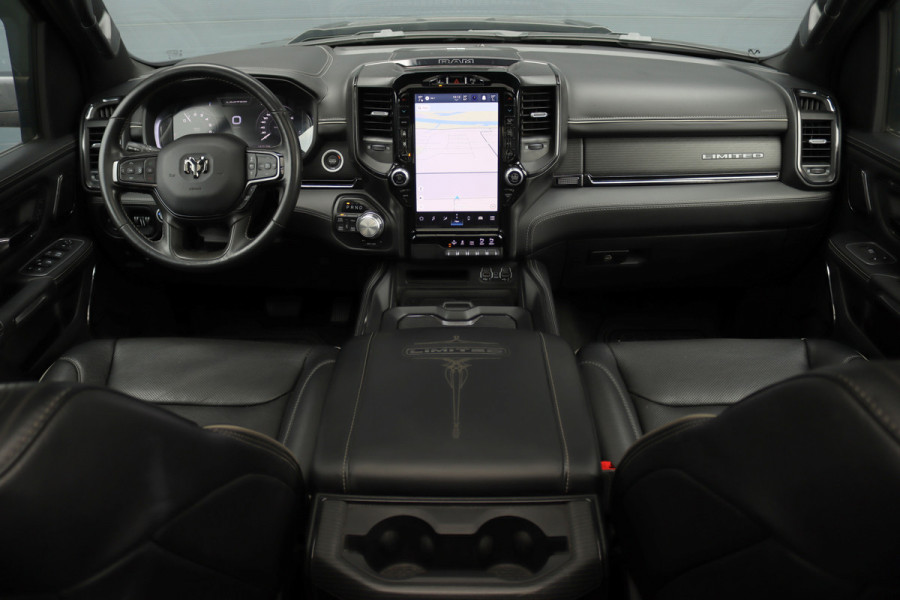 Dodge Ram 1500 5.7 V8 4x4 Crew Cab Limited | Prins-LPG | Luchtvering | Stoelventilatie V+A | Trekhaak | Panoramadak | ACC | Android Auto/Apple Carplay | HUD | Harman&Kardon | Surround Camera |