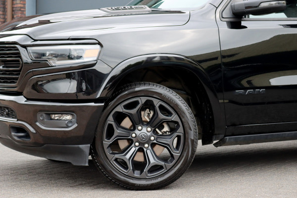 Dodge Ram 1500 5.7 V8 4x4 Crew Cab Limited | Prins-LPG | Luchtvering | Stoelventilatie V+A | Trekhaak | Panoramadak | ACC | Android Auto/Apple Carplay | HUD | Harman&Kardon | Surround Camera |