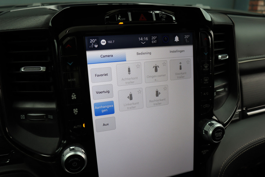 Dodge Ram 1500 5.7 V8 4x4 Crew Cab Limited | Prins-LPG | Luchtvering | Stoelventilatie V+A | Trekhaak | Panoramadak | ACC | Android Auto/Apple Carplay | HUD | Harman&Kardon | Surround Camera |