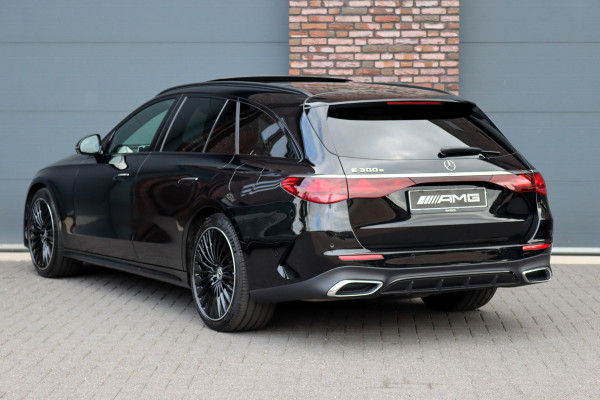Mercedes-Benz E-Klasse Estate 300 e AMG Line | Hyperscreen | Distronic+ | Nappa Leder | Burmester | Massage | Stoelventilatie | Digital Light | Trekhaak | Pamoramdak | HUD | Verwarmd Stuurwiel |