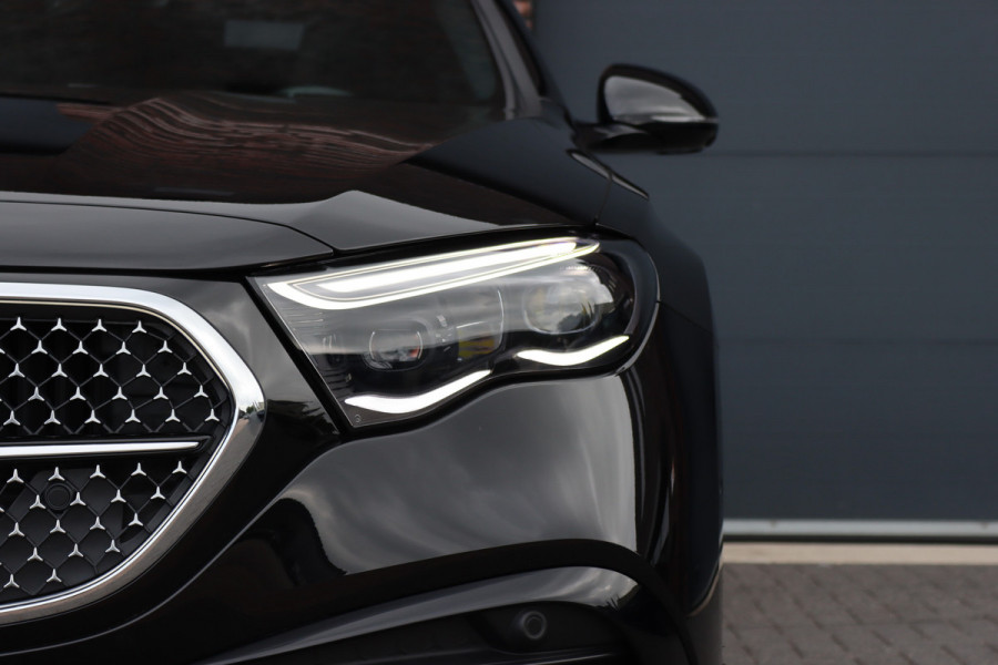 Mercedes-Benz E-Klasse Estate 300 e AMG Line | Hyperscreen | Distronic+ | Nappa Leder | Burmester | Massage | Stoelventilatie | Digital Light | Trekhaak | Pamoramdak | HUD | Verwarmd Stuurwiel |