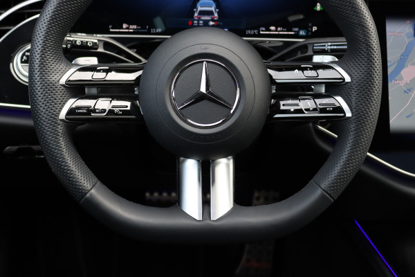 Mercedes-Benz E-Klasse Estate 300 e AMG Line | Hyperscreen | Distronic+ | Nappa Leder | Burmester | Massage | Stoelventilatie | Digital Light | Trekhaak | Pamoramdak | HUD | Verwarmd Stuurwiel |