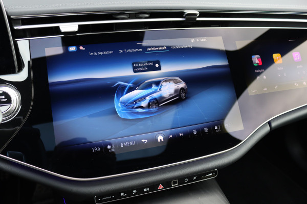 Mercedes-Benz E-Klasse Estate 300 e AMG Line | Hyperscreen | Distronic+ | Nappa Leder | Burmester | Massage | Stoelventilatie | Digital Light | Trekhaak | Pamoramdak | HUD | Verwarmd Stuurwiel |
