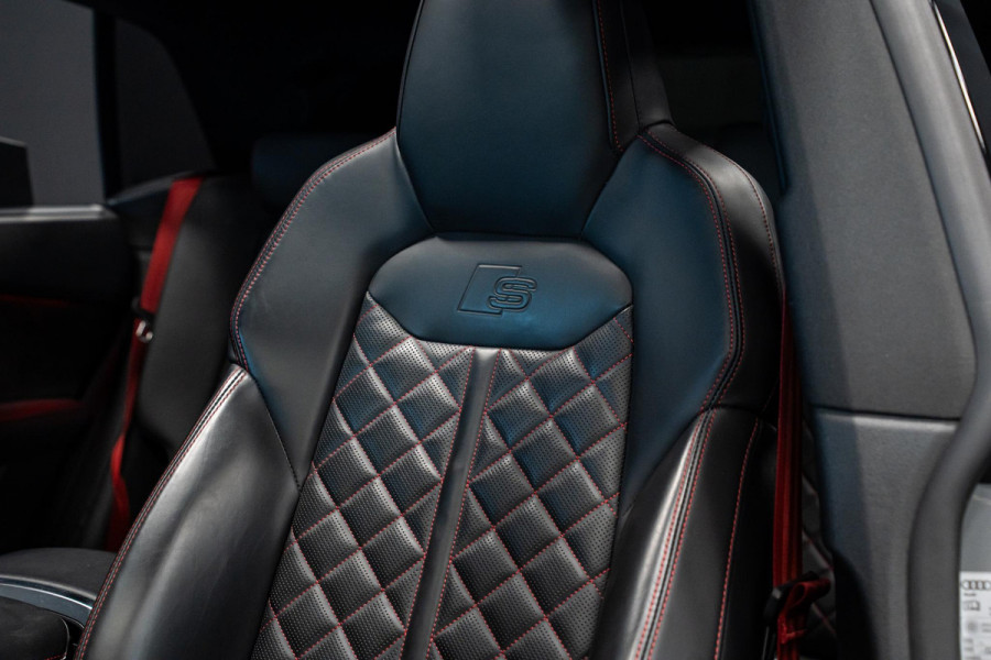 Audi SQ8 4.0 TFSI quattro *Bang & Olufsen / Panorama / Vierwielbesturing / HUD / Surround-view / Standverwarming*