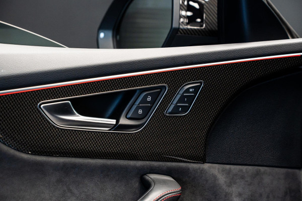Audi SQ8 4.0 TFSI quattro *Bang & Olufsen / Panorama / Vierwielbesturing / HUD / Surround-view / Standverwarming*