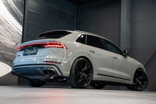 Audi SQ8 4.0 TFSI quattro *Bang & Olufsen / Panorama / Vierwielbesturing / HUD / Surround-view / Standverwarming*