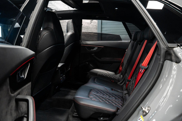 Audi SQ8 4.0 TFSI quattro *Bang & Olufsen / Panorama / Vierwielbesturing / HUD / Surround-view / Standverwarming*