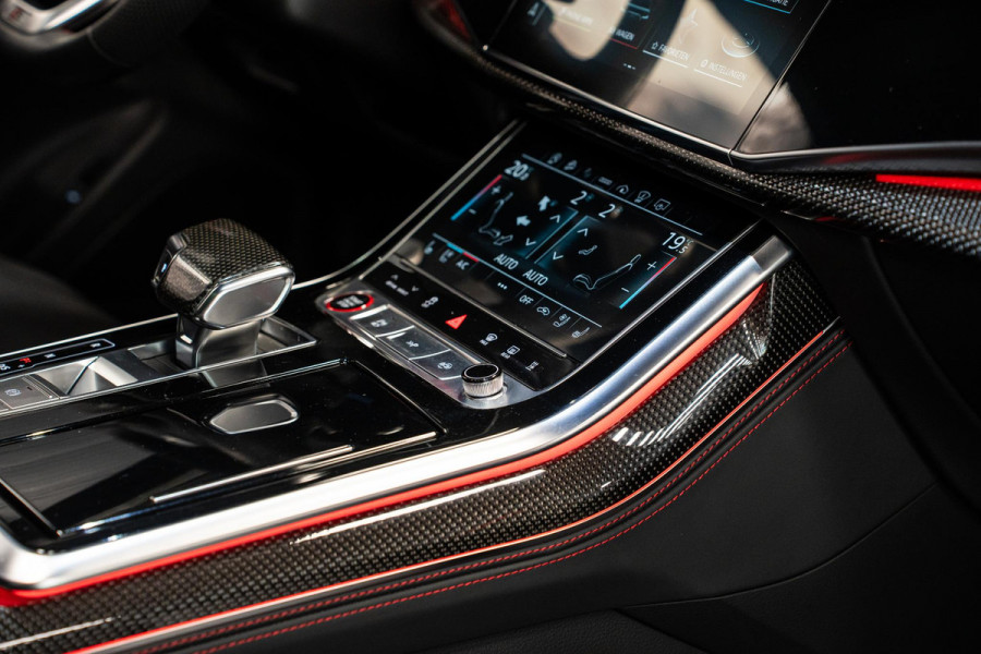 Audi SQ8 4.0 TFSI quattro *Bang & Olufsen / Panorama / Vierwielbesturing / HUD / Surround-view / Standverwarming*