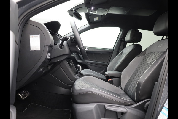 Volkswagen Tiguan 1.5 TSI R-Line Business+ | Trekhaak wegkl. | 20" | Elk. A-klep | IQ Light | Camera | Prijs Rijklaar!!