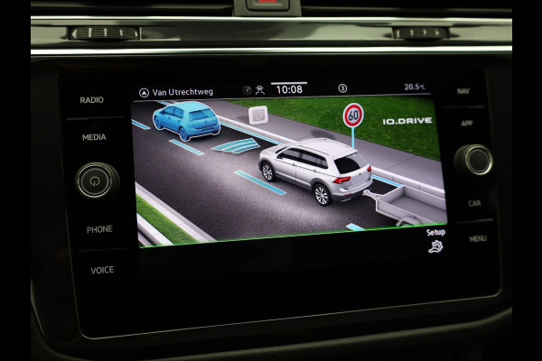 Volkswagen Tiguan 1.5 TSI R-Line Business+ | Trekhaak wegkl. | 20" | Elk. A-klep | IQ Light | Camera | Prijs Rijklaar!!