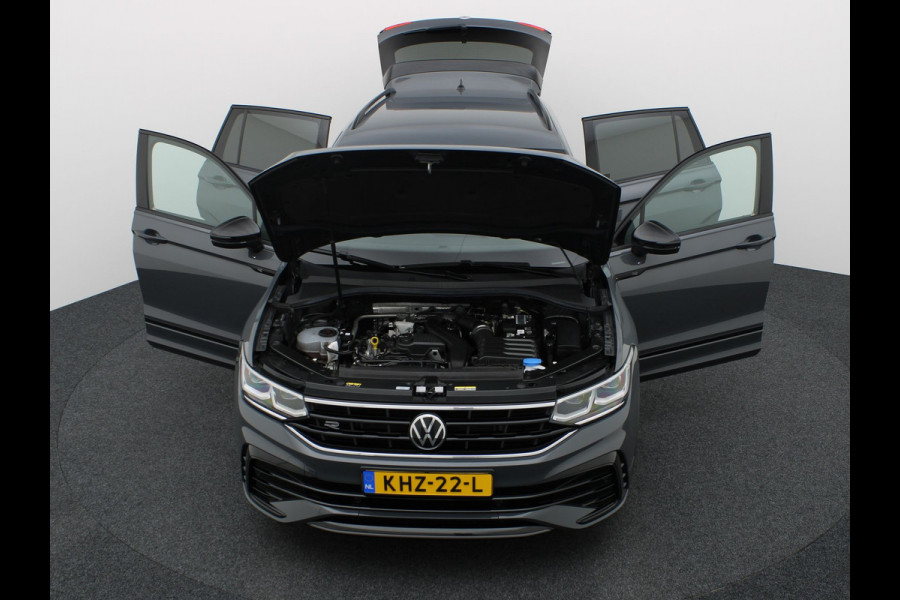 Volkswagen Tiguan 1.5 TSI R-Line Business+ | Trekhaak wegkl. | 20" | Elk. A-klep | IQ Light | Camera | Prijs Rijklaar!!