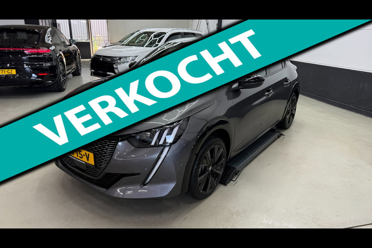 Peugeot 208 1.2 GT 3D virtual display, navigatie groot scherm