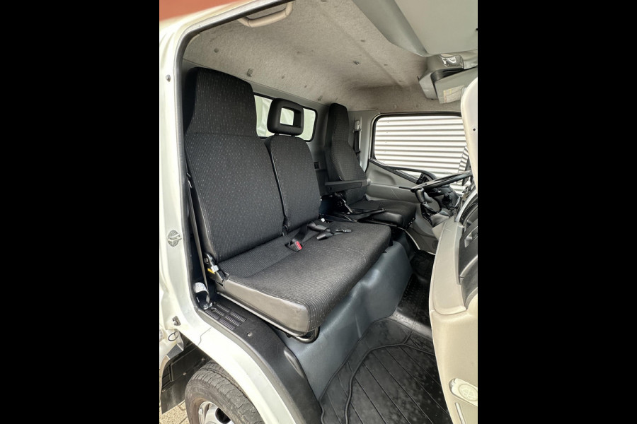 FUSO Canter 3C15 3.0 DI 340 bakwagen met deuren airco|trekhaak