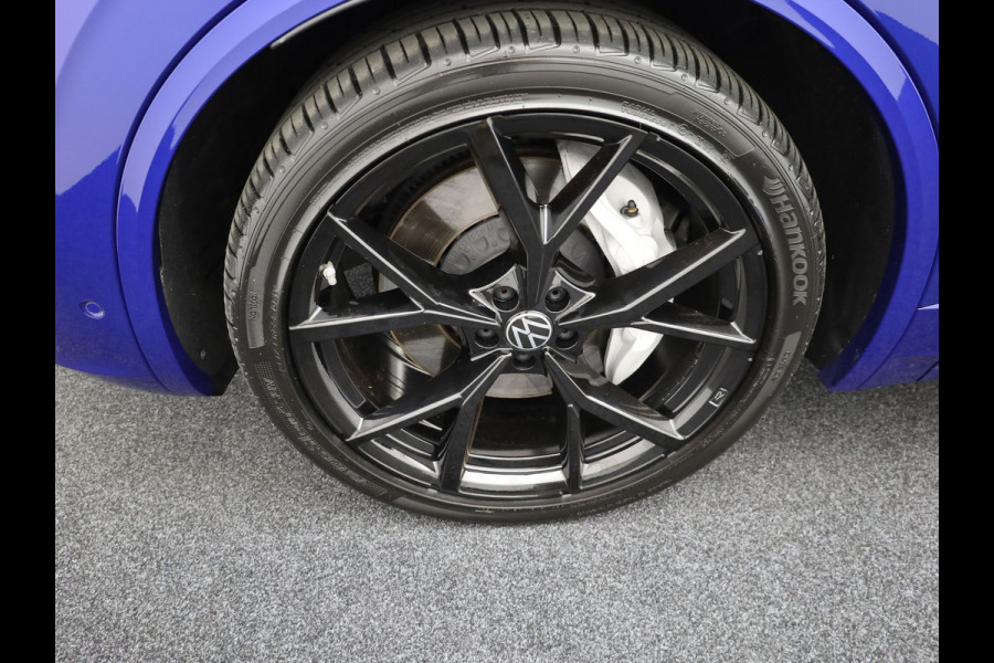 Volkswagen Touareg 3.0 TSi 4MOTION R | Panodak | Stoelkoeling | Trekhaak | Luchtvering | 22'' | Prijs Rijklaar!!