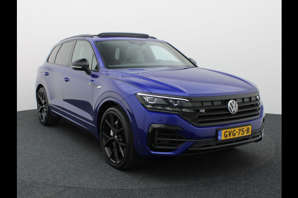 Volkswagen Touareg 3.0 TSi 4MOTION R | Panodak | Stoelkoeling | Trekhaak | Luchtvering | 22'' | Prijs Rijklaar!!
