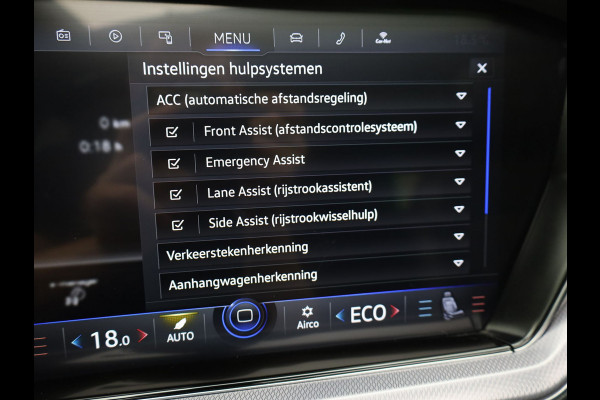 Volkswagen Touareg 3.0 TSi 4MOTION R | Panodak | Stoelkoeling | Trekhaak | Luchtvering | 22'' | Prijs Rijklaar!!