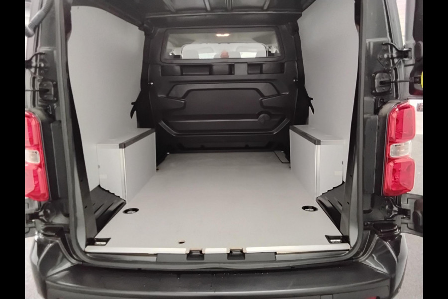 Opel Vivaro 1.5 Diesel 120pk L3 Dubbele Cabine Apple Carplay /  Android Auto Parkeersensoren V+A Trekhaak Camera Navigatie Cruise Control LED koplampen houten afwerking laadruimte