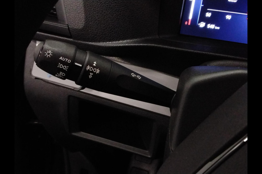 Opel Vivaro 1.5 Diesel 120pk L3 Dubbele Cabine Apple Carplay /  Android Auto Parkeersensoren V+A Trekhaak Camera Navigatie Cruise Control LED koplampen houten afwerking laadruimte