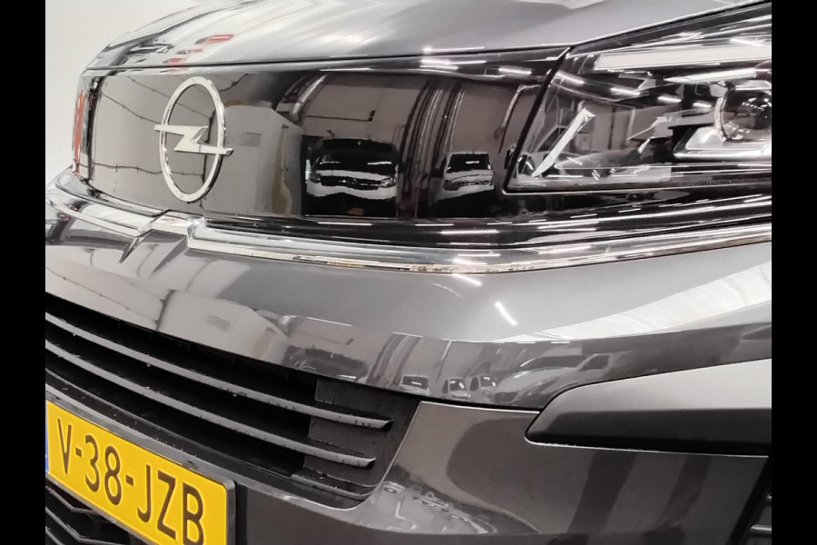 Opel Vivaro 1.5 Diesel 120pk L3 Dubbele Cabine Apple Carplay /  Android Auto Parkeersensoren V+A Trekhaak Camera Navigatie Cruise Control LED koplampen houten afwerking laadruimte