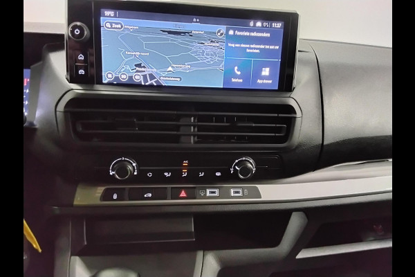 Opel Vivaro 1.5 Diesel 120pk L3 Dubbele Cabine Apple Carplay /  Android Auto Parkeersensoren V+A Trekhaak Camera Navigatie Cruise Control LED koplampen houten afwerking laadruimte