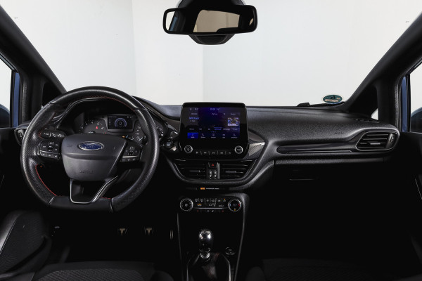 Ford Fiesta 1.0 EcoBoost ST-Line | Cruise | Winterpakket | PDC | Camera | NAV + App. Connect | ECC | LM 17" |