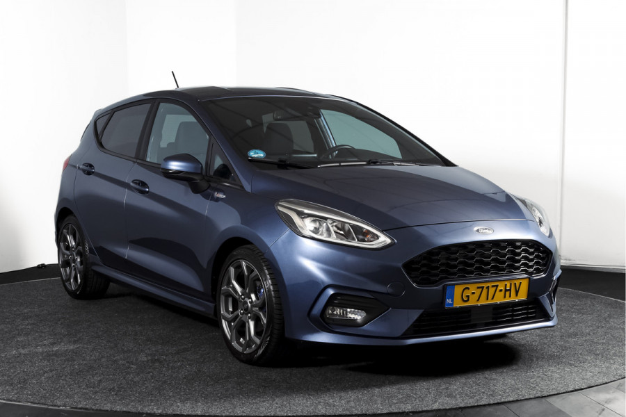 Ford Fiesta 1.0 EcoBoost ST-Line | Cruise | Winterpakket | PDC | Camera | NAV + App. Connect | ECC | LM 17" |