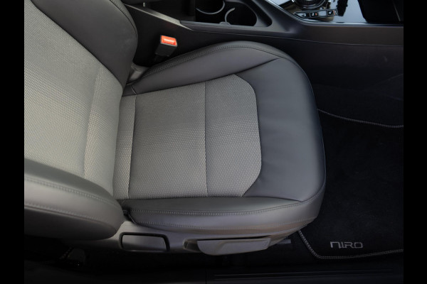 Kia Niro EV Edition 64.8 kWh | Stoel en stuurverwarming | PDC voor en achter |