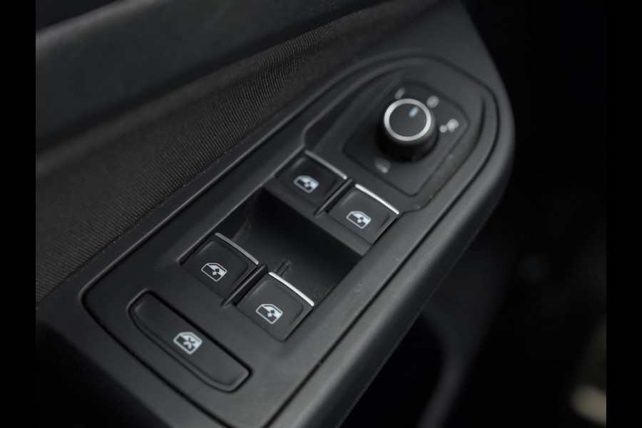 Volkswagen Golf 2.0 TSI GTI VOL! | 245PK | DEALER ONDERH | IQ-LIGHTS | STOEL/STUUR VERW | CARPLAY | ADD CRUISE | CARPLAY | ETC