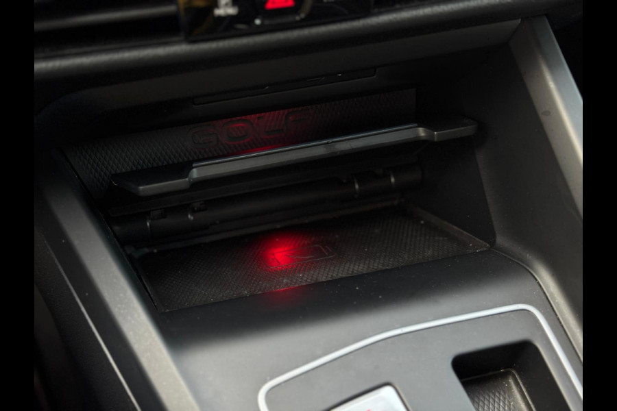 Volkswagen Golf 2.0 TSI GTI VOL! | 245PK | DEALER ONDERH | IQ-LIGHTS | STOEL/STUUR VERW | CARPLAY | ADD CRUISE | CARPLAY | ETC