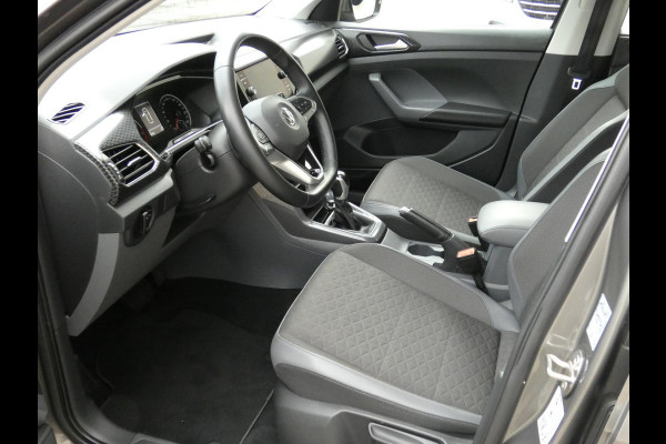 Volkswagen T-Cross 1.0 TSI Style Business R | STOELVERWARMING | APPLE CARPLAY | ACHTERUITRIJCAMERA |