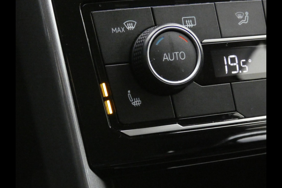 Volkswagen T-Cross 1.0 TSI Style Business R | STOELVERWARMING | APPLE CARPLAY | ACHTERUITRIJCAMERA |